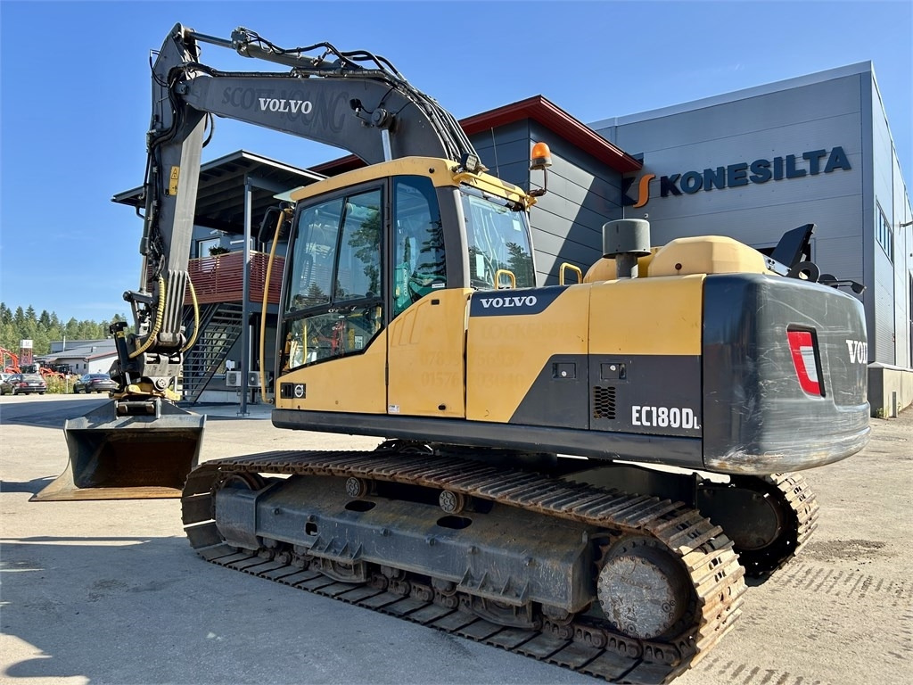 Volvo EC180DL PYÖRITTÄJÄLLÄ - Bager guseničar: slika 3 Volvo EC180DL PYÖRITTÄJÄLLÄ - Bager guseničar: slika 3