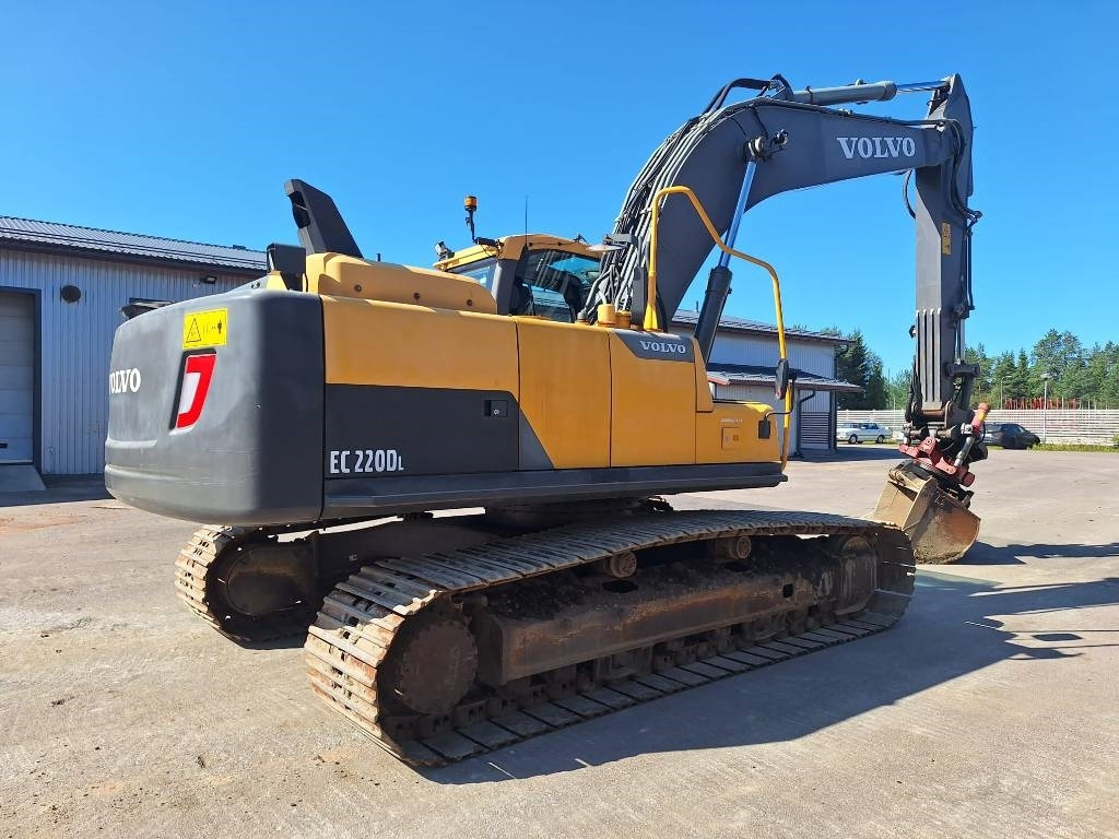 Volvo EC220DL PYÖRITTÄJÄLLÄ - Bager guseničar: slika 4 Volvo EC220DL PYÖRITTÄJÄLLÄ - Bager guseničar: slika 4