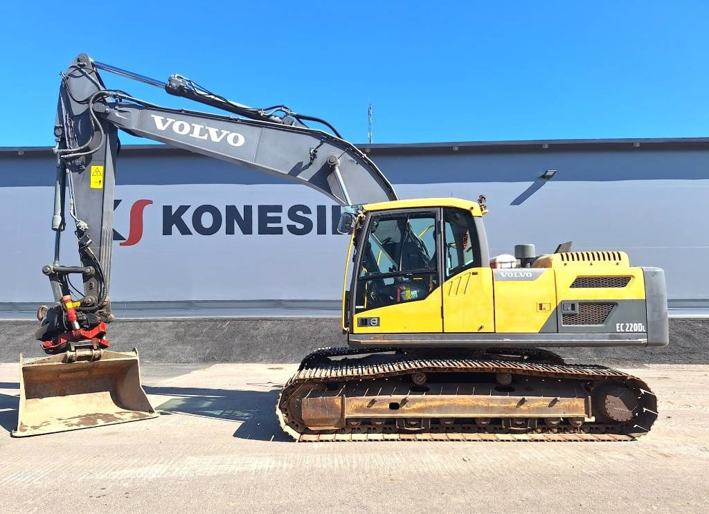 Volvo EC220DL PYÖRITTÄJÄLLÄ - Bager guseničar: slika 1 Volvo EC220DL PYÖRITTÄJÄLLÄ - Bager guseničar: slika 1