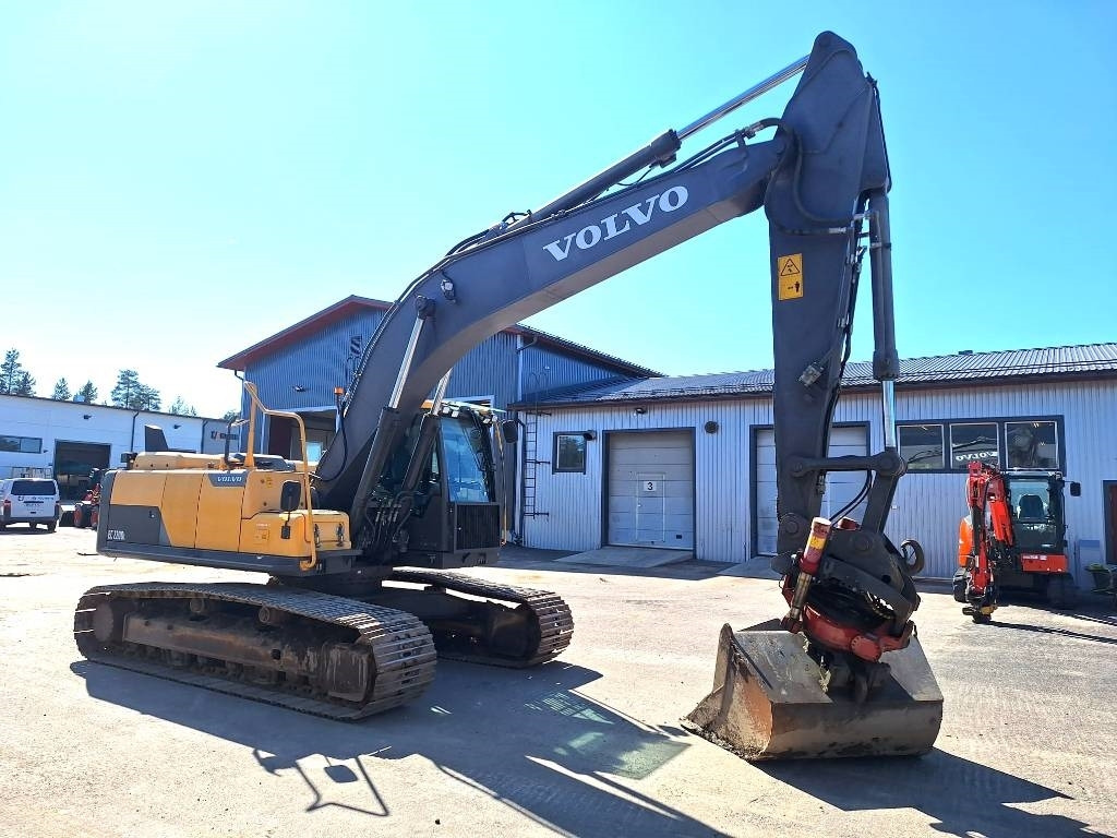 Bager guseničar Volvo EC220DL PYÖRITTÄJÄLLÄ: slika 6