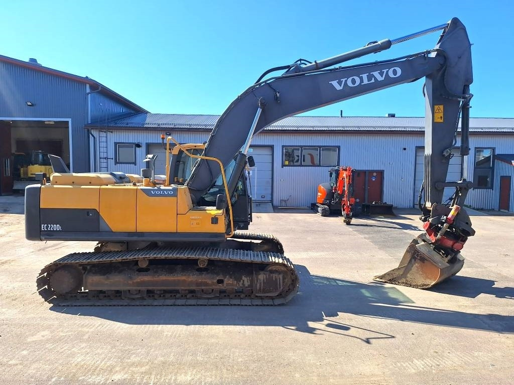 Volvo EC220DL PYÖRITTÄJÄLLÄ - Bager guseničar: slika 5 Volvo EC220DL PYÖRITTÄJÄLLÄ - Bager guseničar: slika 5