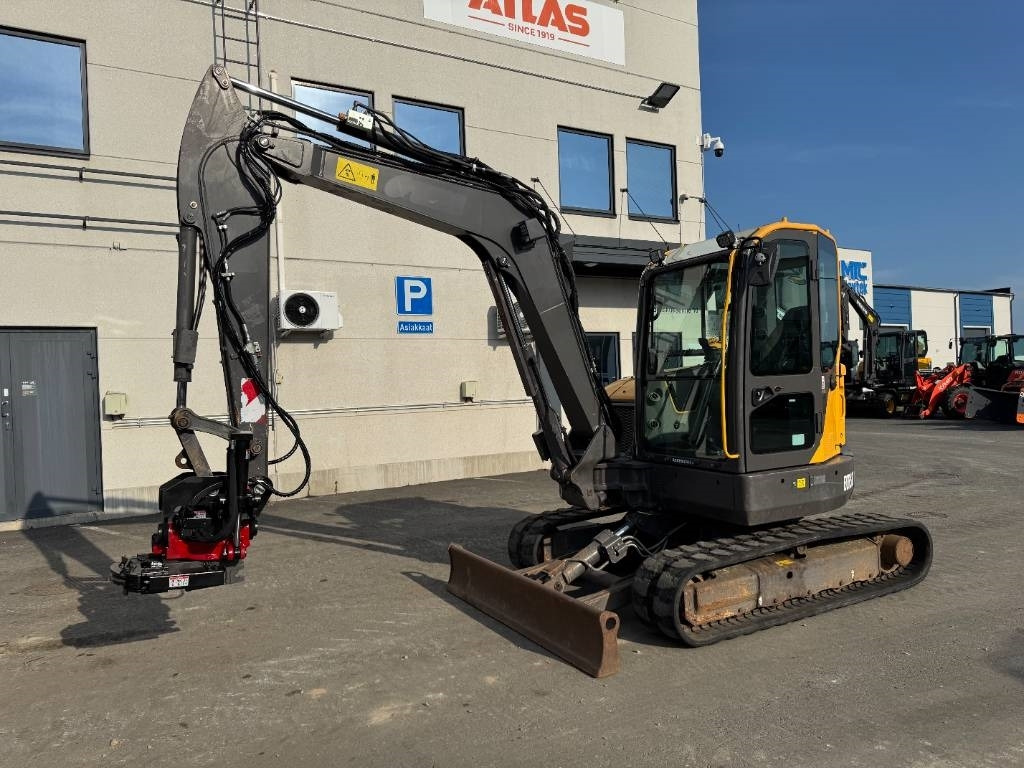 Volvo ECR58D PYÖRITTÄJÄLLÄ  - Mini bager: slika 2 Volvo ECR58D PYÖRITTÄJÄLLÄ  - Mini bager: slika 2