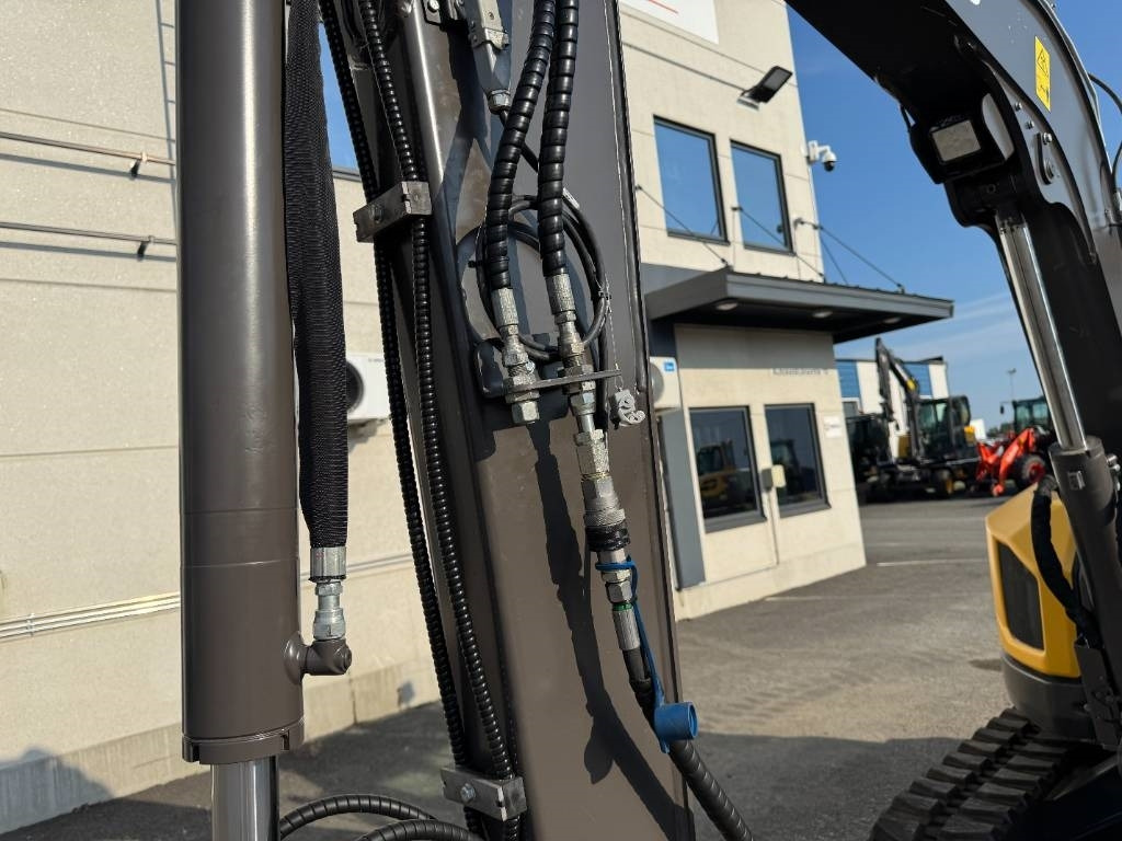 Volvo ECR58F PYÖRITTÄJÄLLÄ Volvo ECR58F PYÖRITTÄJÄLLÄ: slika 9 Volvo ECR58F PYÖRITTÄJÄLLÄ Volvo ECR58F PYÖRITTÄJÄLLÄ: slika 9