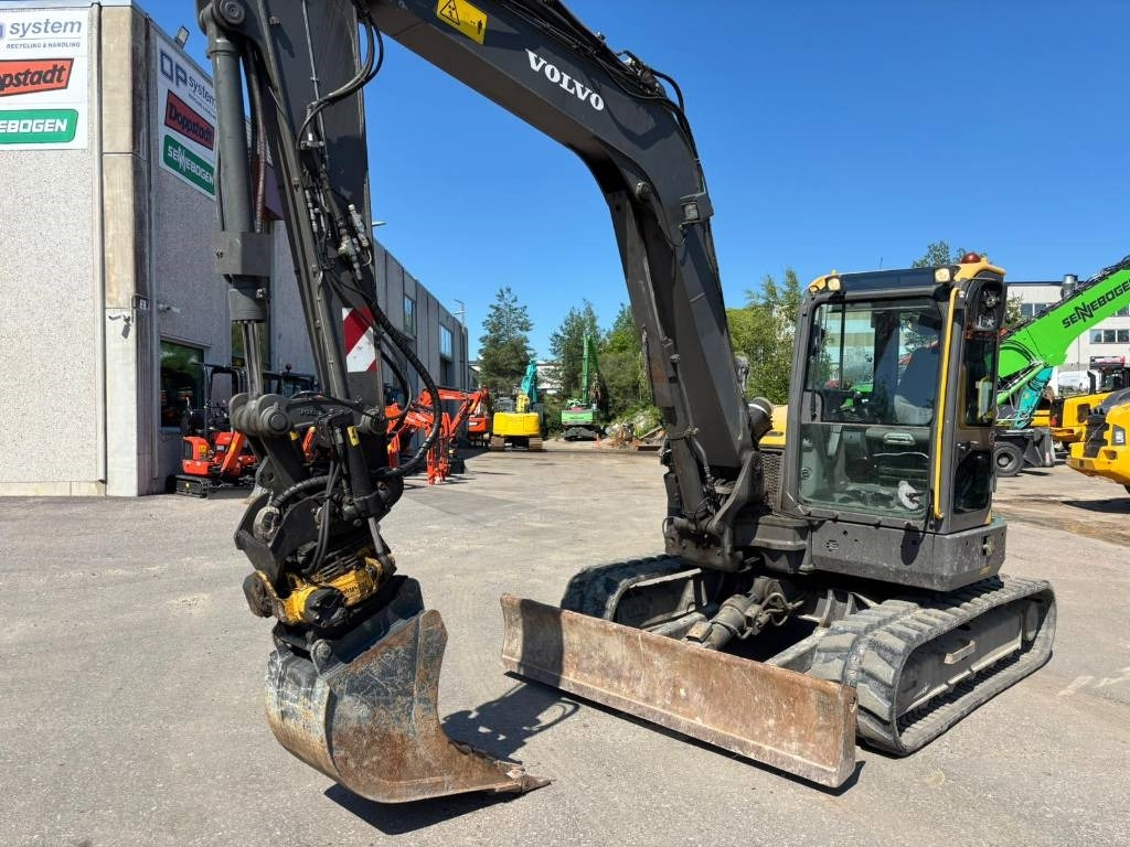 Volvo ECR88D - Mini bager: slika 2 Volvo ECR88D - Mini bager: slika 2