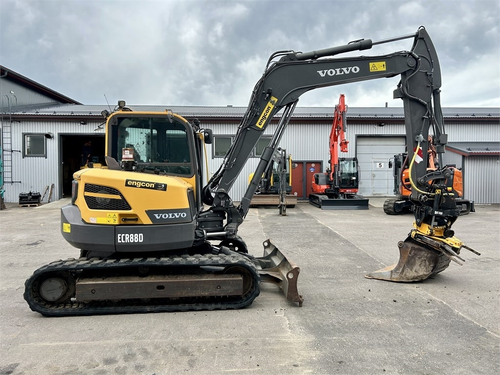 Volvo ECR88D + TYÖLAITTEET - Mini bager: slika 5 Volvo ECR88D + TYÖLAITTEET - Mini bager: slika 5