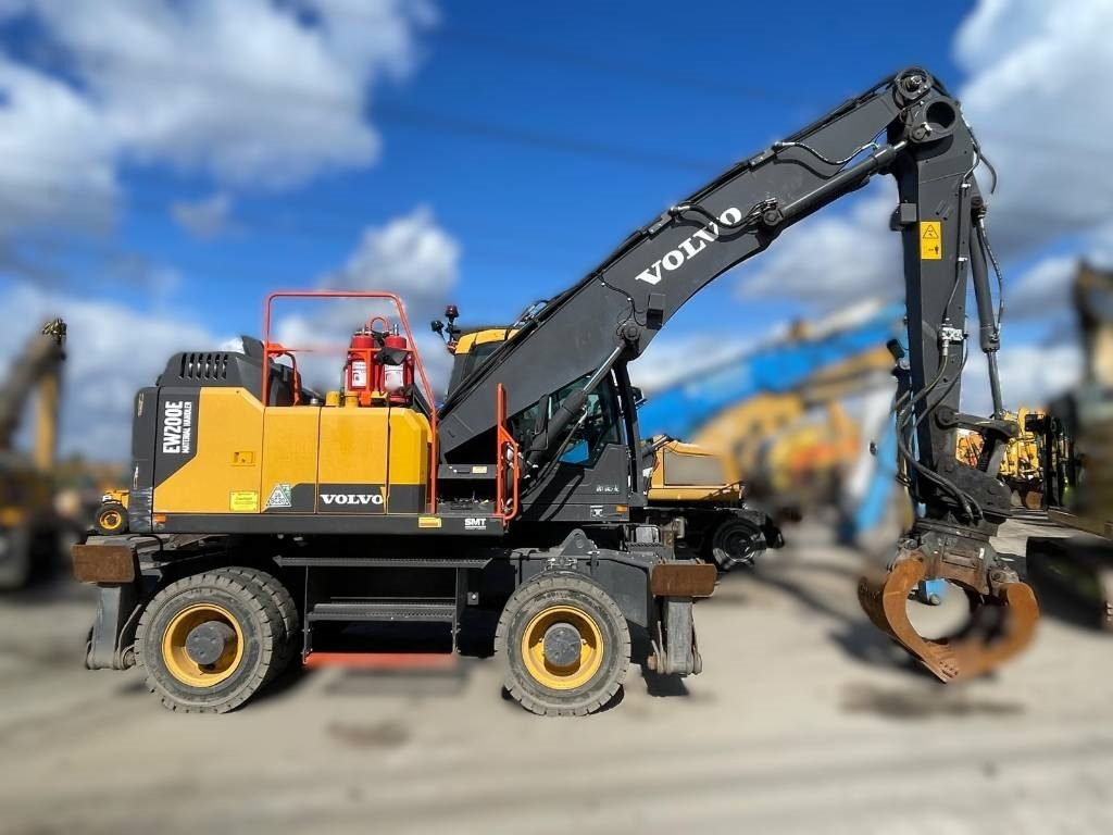 Volvo EW 200 E MH TULOSSA - Bager za obradu otpada/ Industrije: slika 2 Volvo EW 200 E MH TULOSSA - Bager za obradu otpada/ Industrije: slika 2