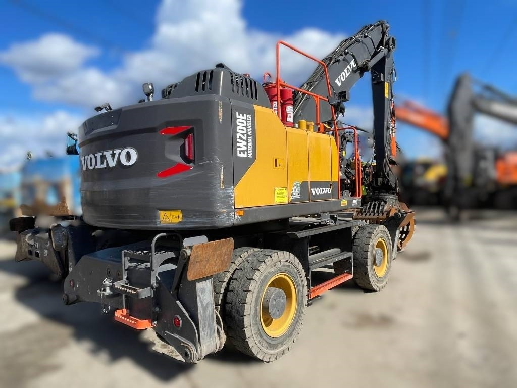 Volvo EW 200 E MH TULOSSA - Bager za obradu otpada/ Industrije: slika 5 Volvo EW 200 E MH TULOSSA - Bager za obradu otpada/ Industrije: slika 5