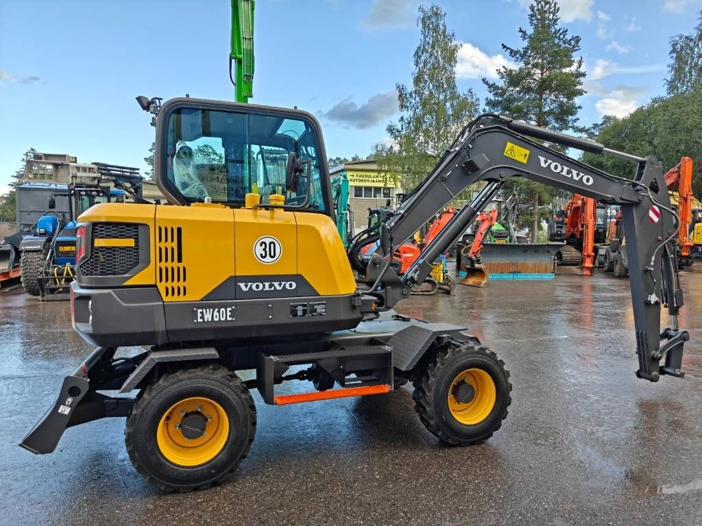 Volvo EW60E UUSI/AJAMATON - Bager točkaš: slika 4 Volvo EW60E UUSI/AJAMATON - Bager točkaš: slika 4