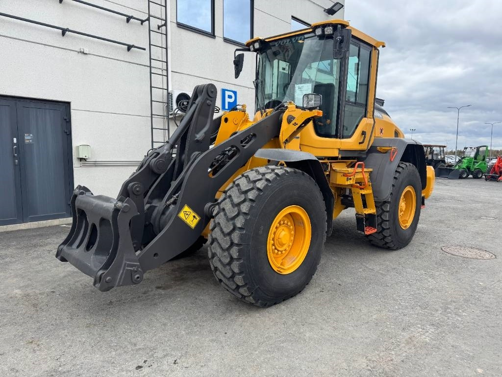 Volvo L 90 H UUSILLA RENKAILLA - Utovarivač točkaš: slika 2 Volvo L 90 H UUSILLA RENKAILLA - Utovarivač točkaš: slika 2