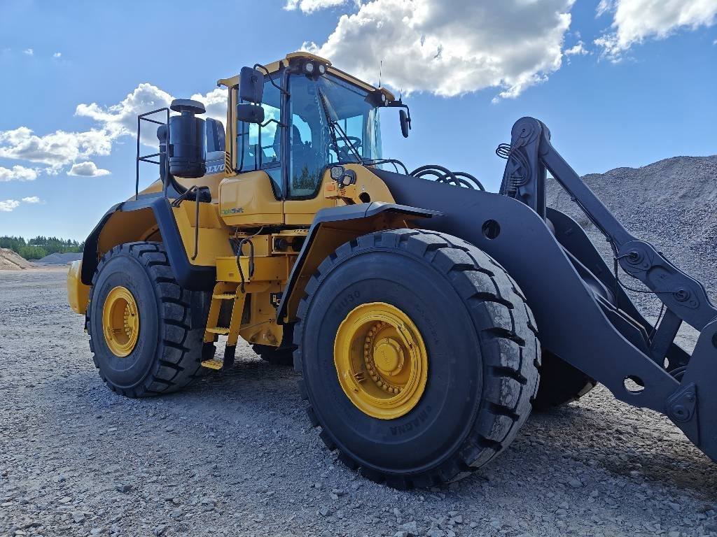 Volvo L220H MYYTY!!SOLD!! - Utovarivač točkaš: slika 5 Volvo L220H MYYTY!!SOLD!! - Utovarivač točkaš: slika 5