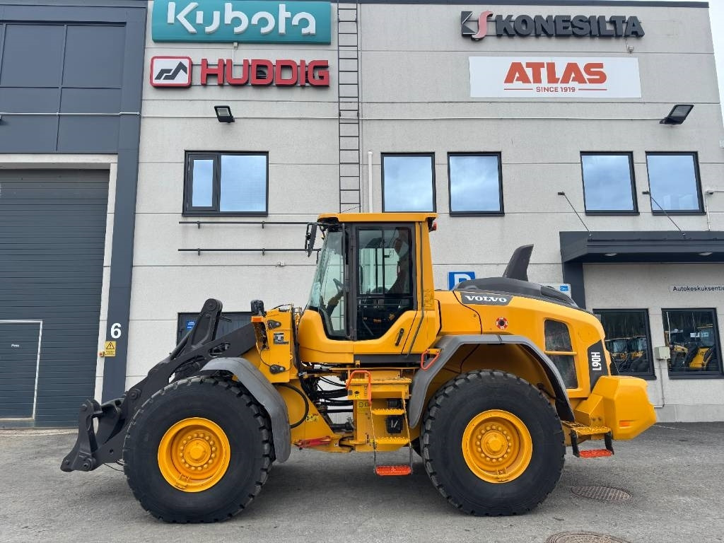 Volvo L90H UUSILLA RENKAILLA - Utovarivač točkaš: slika 1 Volvo L90H UUSILLA RENKAILLA - Utovarivač točkaš: slika 1