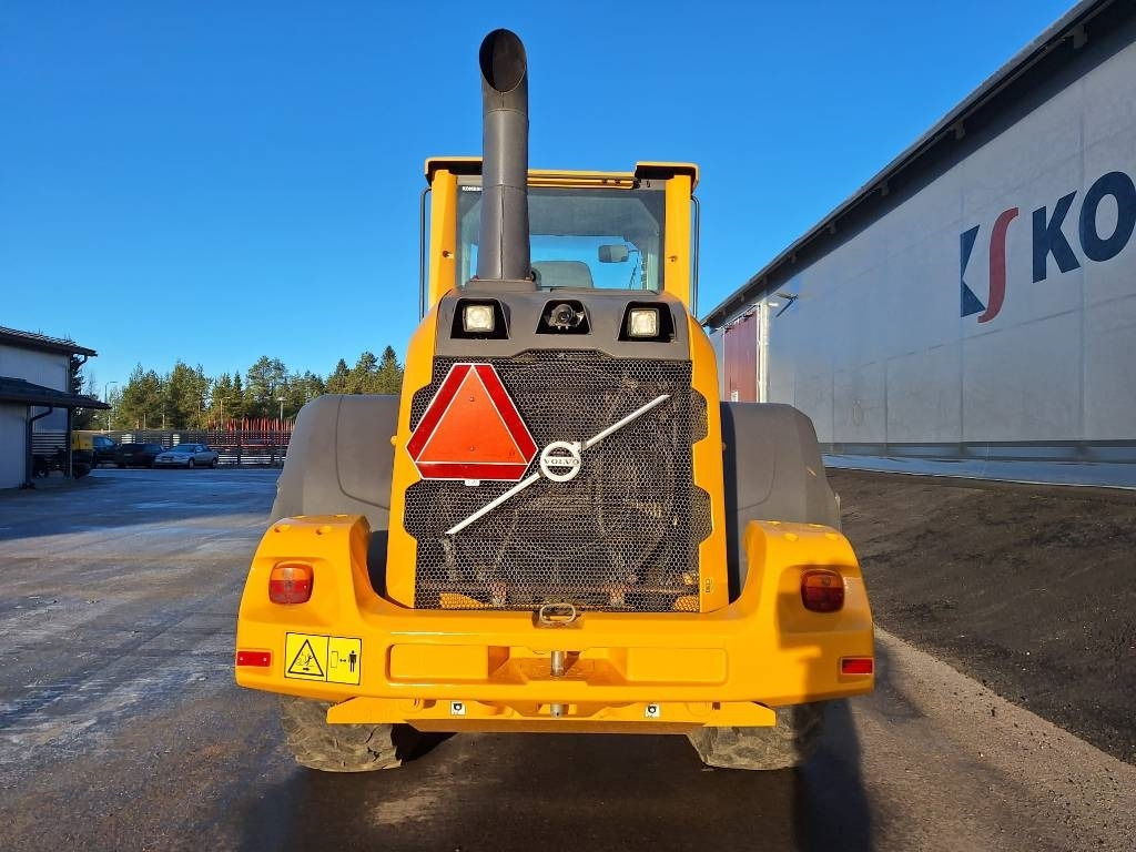 Volvo MYYTY! SOLD! L60G RASVARI YM. - Utovarivač točkaš: slika 3 Volvo MYYTY! SOLD! L60G RASVARI YM. - Utovarivač točkaš: slika 3