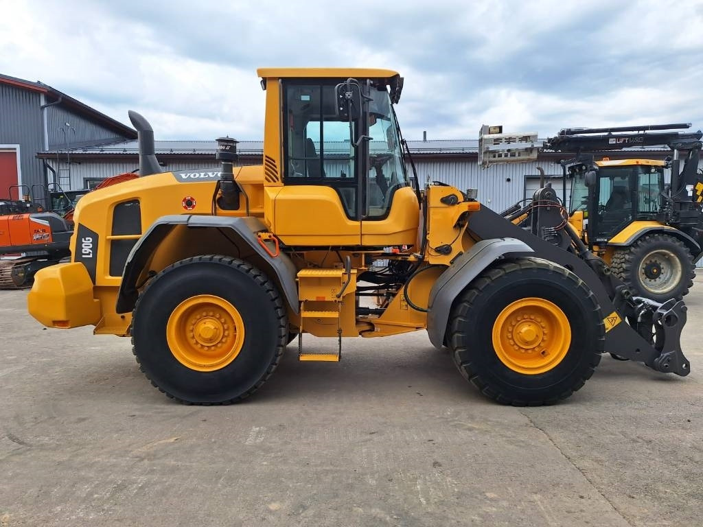 Volvo MYYTY! SOLD! L90G RASVARI, YM. - Utovarivač točkaš: slika 5 Volvo MYYTY! SOLD! L90G RASVARI, YM. - Utovarivač točkaš: slika 5