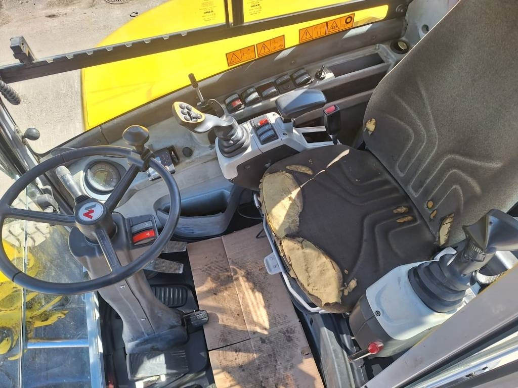 Bager točkaš Wacker Neuson 6503 ENGCON, RASVARI: slika 11