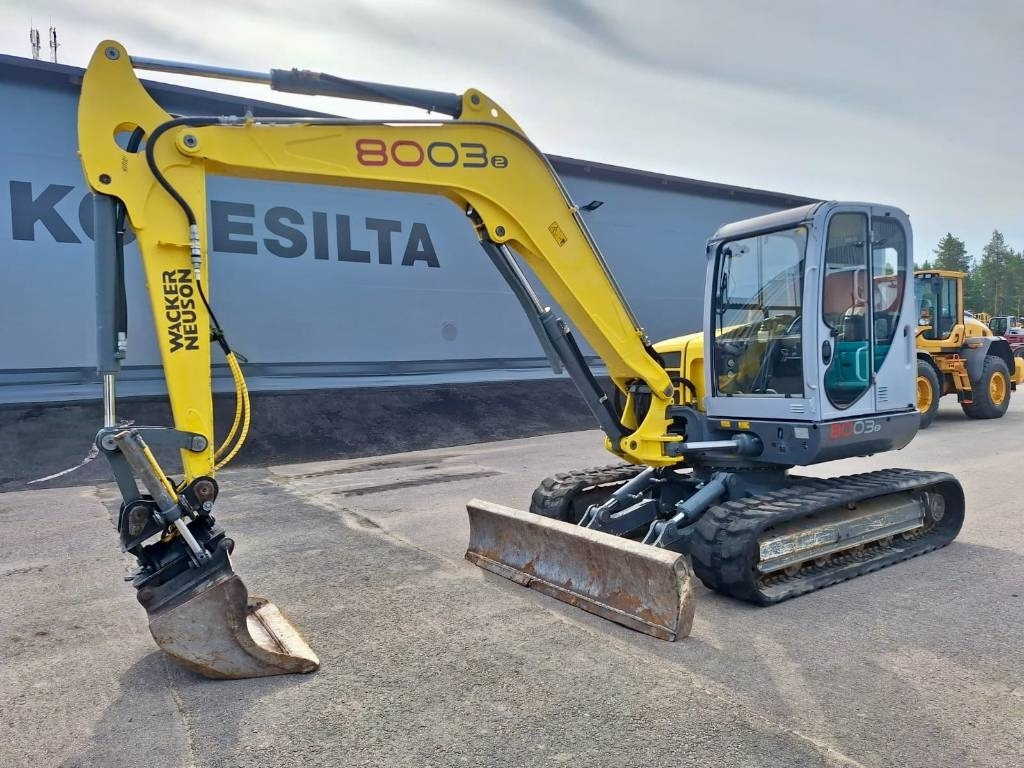 Wacker Neuson MYYTY!!SOLD!!8003RD KALLISTAJALLA - Mini bager: slika 2 Wacker Neuson MYYTY!!SOLD!!8003RD KALLISTAJALLA - Mini bager: slika 2