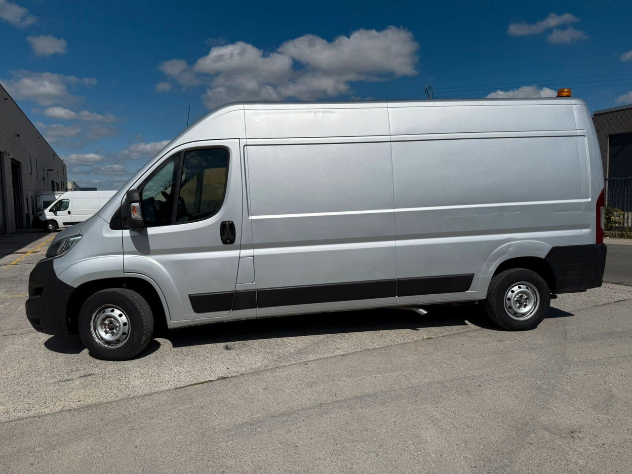 Citroën Jumper. Klima. Tempomat. Navi. - Furgon: slika 2 Citroën Jumper. Klima. Tempomat. Navi. - Furgon: slika 2