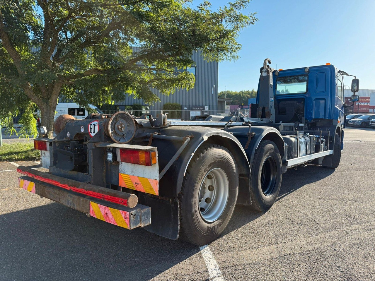 DAF CF85.360. Klima. E5. VDL. Tempomat - Kamion sa hidrauličnom kukom: slika 4 DAF CF85.360. Klima. E5. VDL. Tempomat - Kamion sa hidrauličnom kukom: slika 4