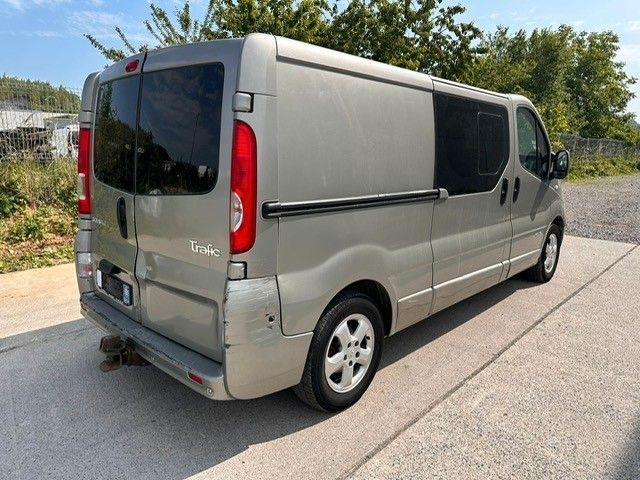 Renault Trafic dCi150. Doka. Klima. Navi. Tempomat. - Mali kombi, Dostavno vozilo sa duplom kabinom: slika 4 Renault Trafic dCi150. Doka. Klima. Navi. Tempomat. - Mali kombi, Dostavno vozilo sa duplom kabinom: slika 4