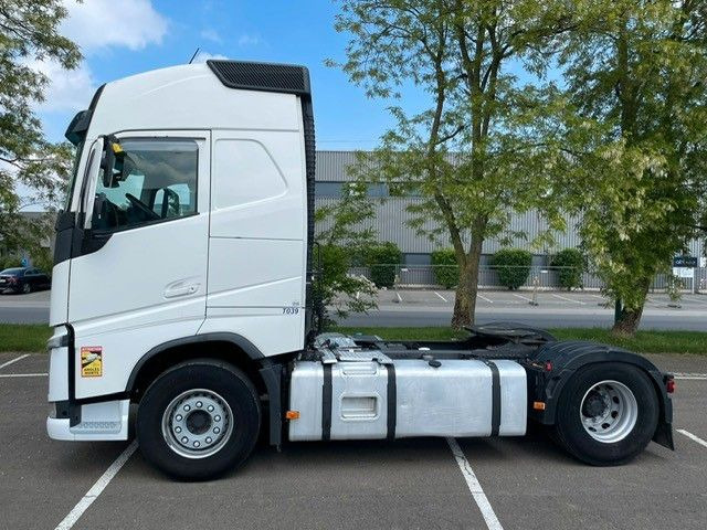 Volvo FH460. Klimaautomatik. Retarder. - Tegljač: slika 2 Volvo FH460. Klimaautomatik. Retarder. - Tegljač: slika 2