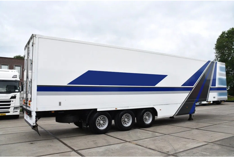 Pacton T3-002 - BPW AXLES - LIFT AXLE - DISC BRAKES - - Poluprikolica sa zatvorenim sandukom: slika 2 Pacton T3-002 - BPW AXLES - LIFT AXLE - DISC BRAKES - - Poluprikolica sa zatvorenim sandukom: slika 2