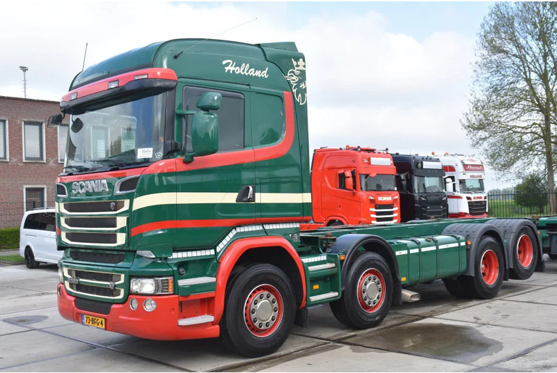 Scania R520 HL V8 8x2 - EURO 6 - MANUAL - RETARDER - WHEELBASE: 510 cm - 10 TONS FRONT AXLE - XENON - - Kamion za prevoz kontejnera/ Kamion sa promenjivim sandukom: slika 1 Scania R520 HL V8 8x2 - EURO 6 - MANUAL - RETARDER - WHEELBASE: 510 cm - 10 TONS FRONT AXLE - XENON - - Kamion za prevoz kontejnera/ Kamion sa promenjivim sandukom: slika 1