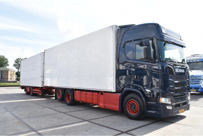 Scania S520 V8 NGS 6x2*4NB + SCHMITZ ZKO 20 - THERMO KING - RETARDER - FULL AIR - WHEELBASE: 515 CM - TOP CONDITION - - Hladnjača: slika 4 Scania S520 V8 NGS 6x2*4NB + SCHMITZ ZKO 20 - THERMO KING - RETARDER - FULL AIR - WHEELBASE: 515 CM - TOP CONDITION - - Hladnjača: slika 4