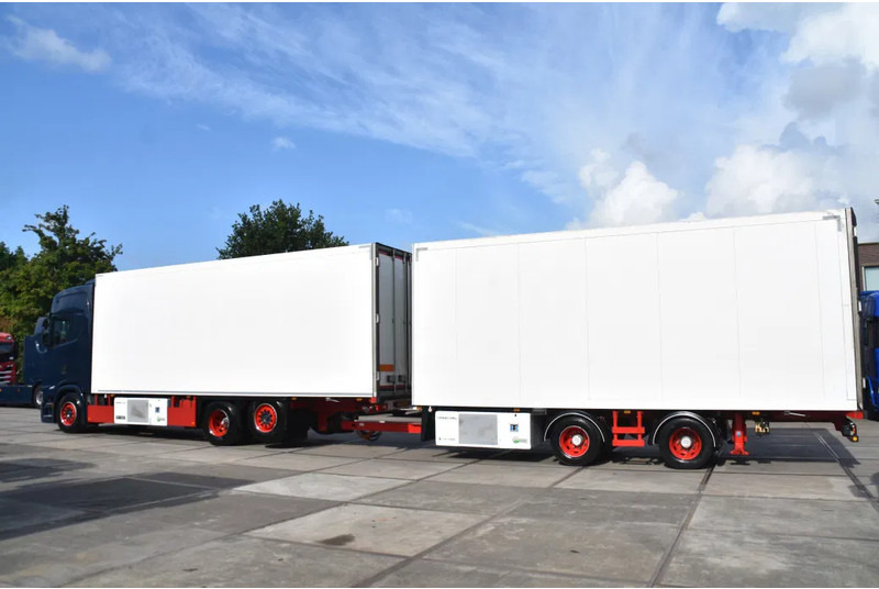 Scania S520 V8 NGS 6x2*4NB + SCHMITZ ZKO 20 - THERMO KING - RETARDER - FULL AIR - WHEELBASE: 515 CM - TOP CONDITION - - Hladnjača: slika 2 Scania S520 V8 NGS 6x2*4NB + SCHMITZ ZKO 20 - THERMO KING - RETARDER - FULL AIR - WHEELBASE: 515 CM - TOP CONDITION - - Hladnjača: slika 2