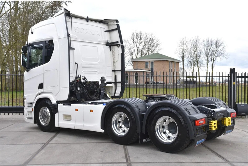 Scania R 460 NGS 6x4NB - SUPER - FULL AIR - RETARDER - 96 TKM - PARK. AIRCO - HYDRAULIC SYSTEM - LED - LEATHER SEATS - EXCELLENT CONDIT - Tegljač: slika 3 Scania R 460 NGS 6x4NB - SUPER - FULL AIR - RETARDER - 96 TKM - PARK. AIRCO - HYDRAULIC SYSTEM - LED - LEATHER SEATS - EXCELLENT CONDIT - Tegljač: slika 3