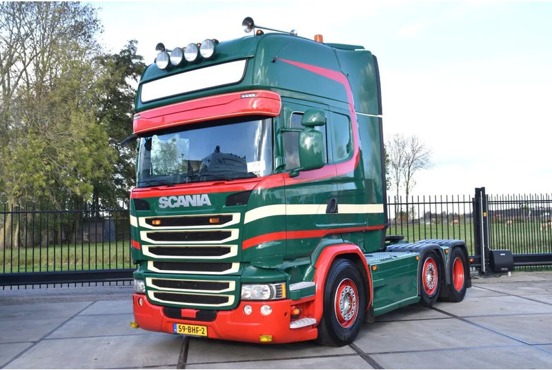 Scania R490 TL 6x2/4 - RETARDER - ACC - DIFF. LOCK - 2 x FUEL TANKS - 2 BEDS - EXCELLENT CONDITION - - Tegljač: slika 2 Scania R490 TL 6x2/4 - RETARDER - ACC - DIFF. LOCK - 2 x FUEL TANKS - 2 BEDS - EXCELLENT CONDITION - - Tegljač: slika 2
