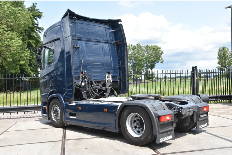 Scania S450 NGS 4x2NB - RETARDER - 746 TKM - FULL AIR - AIRCO - 2 x FUEL TANKS - TOP CONDITION - - Tegljač: slika 3 Scania S450 NGS 4x2NB - RETARDER - 746 TKM - FULL AIR - AIRCO - 2 x FUEL TANKS - TOP CONDITION - - Tegljač: slika 3