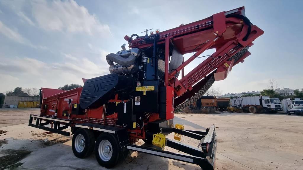 Morbark WH2400XP - Strugač za drvo: slika 1 Morbark WH2400XP - Strugač za drvo: slika 1