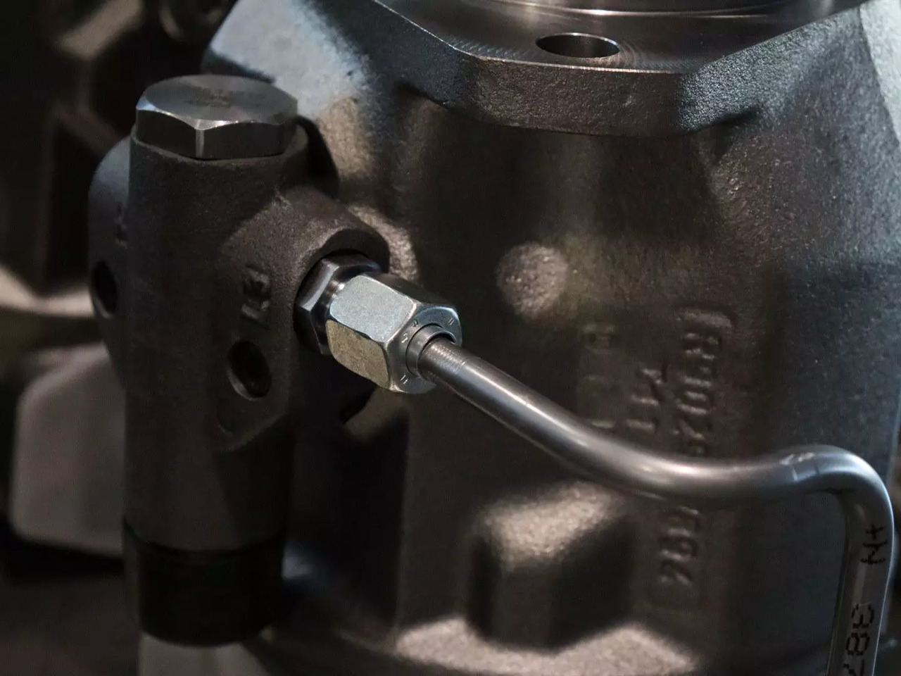 REXROTH A10VO28DFLR/31L-VSC62K01 - Hidraulična pumpa za Građevinska mašina: slika 2 REXROTH A10VO28DFLR/31L-VSC62K01 - Hidraulična pumpa za Građevinska mašina: slika 2