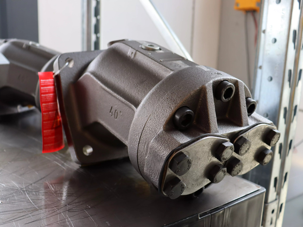 REXROTH A2FM180/61W-VAB010 - Hidraulični motor za Građevinska mašina: slika 2 REXROTH A2FM180/61W-VAB010 - Hidraulični motor za Građevinska mašina: slika 2