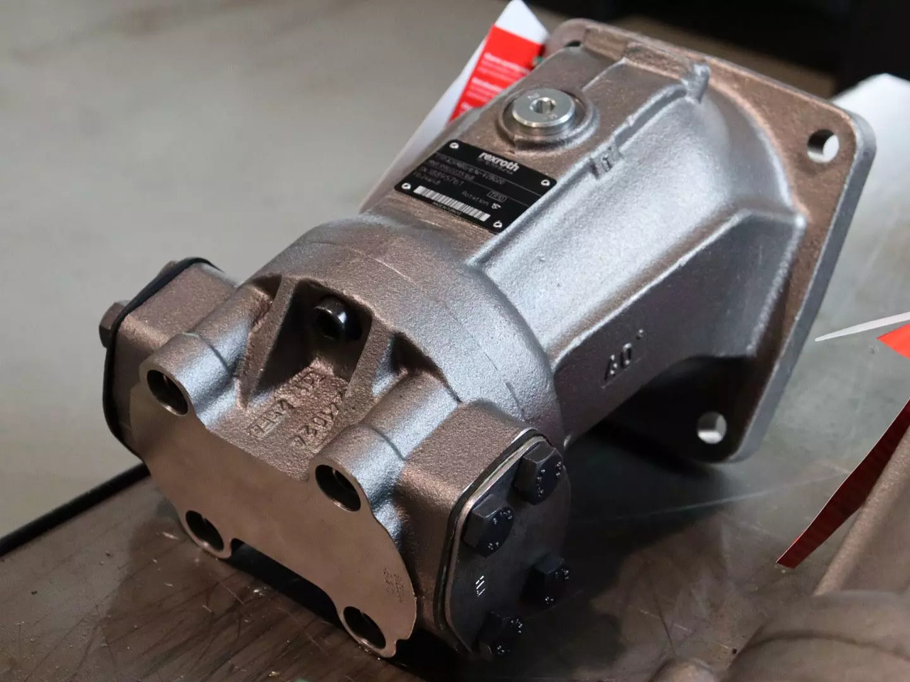 REXROTH A2FM80/61W-VZB020 - Hidraulični motor za Građevinska mašina: slika 2 REXROTH A2FM80/61W-VZB020 - Hidraulični motor za Građevinska mašina: slika 2