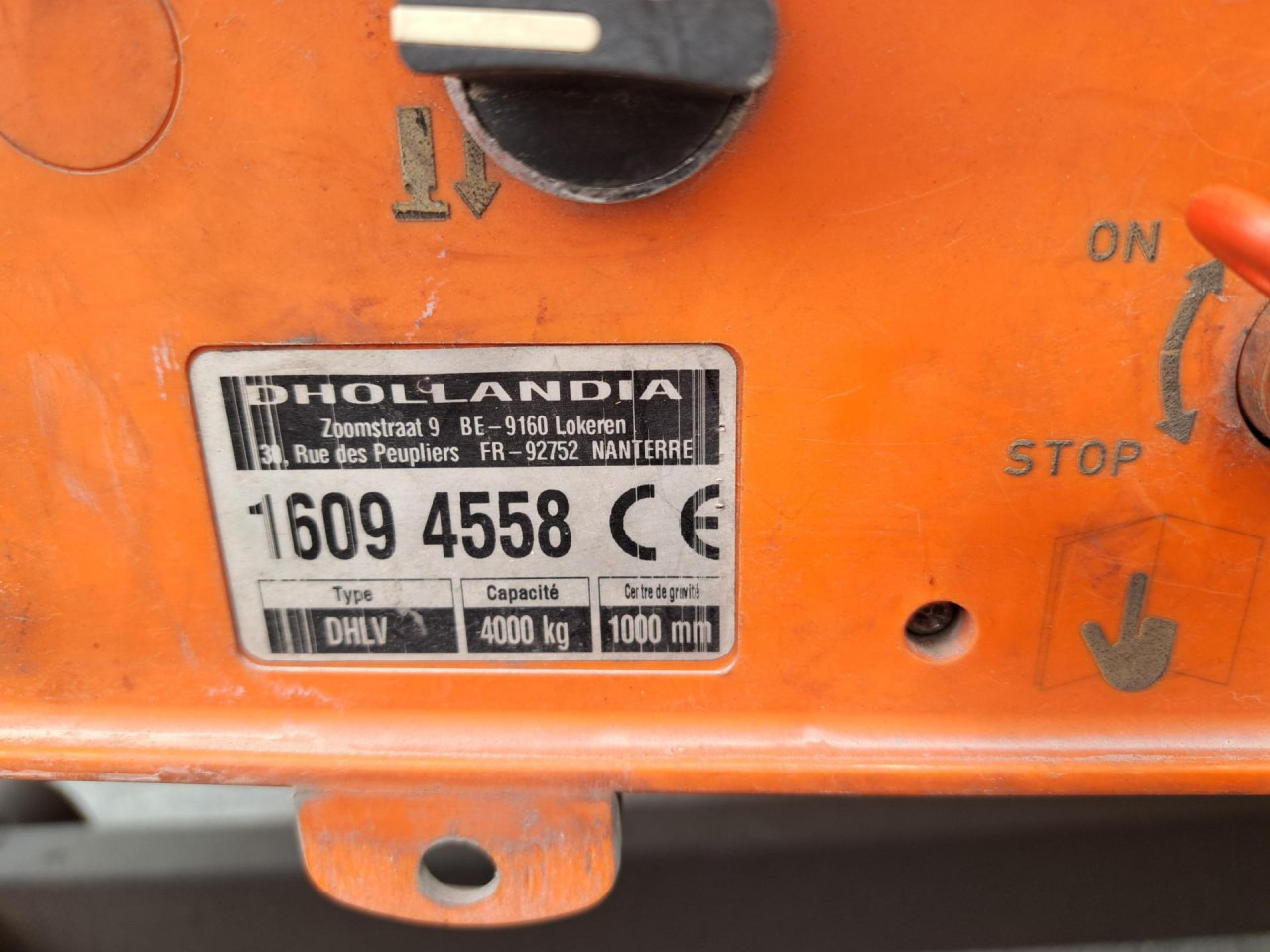 SCANIA SCANIA PORT FOURG HAYON 4 tonnes - Kamion sa golom šasijom i zatvorenom kabinom: slika 3 SCANIA SCANIA PORT FOURG HAYON 4 tonnes - Kamion sa golom šasijom i zatvorenom kabinom: slika 3