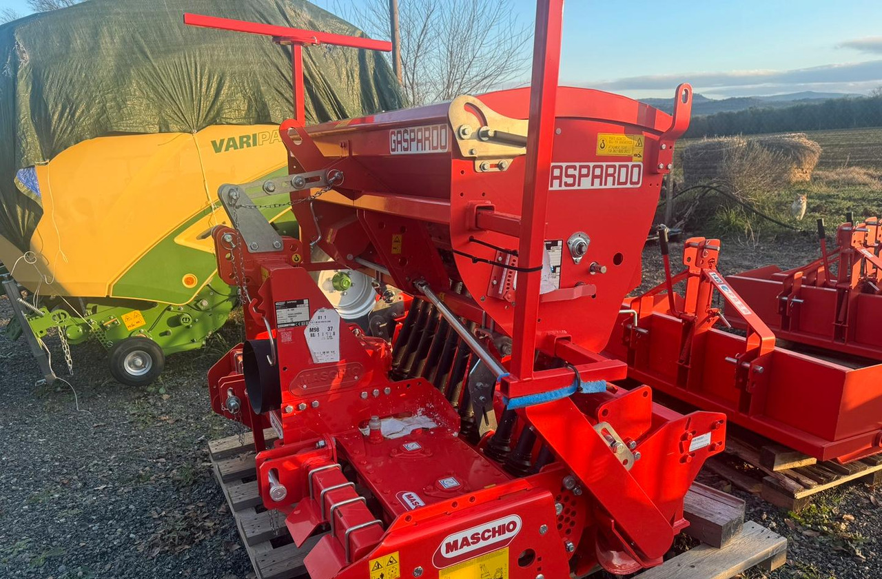 Seminatrice - Sejalica: slika 2 Seminatrice - Sejalica: slika 2