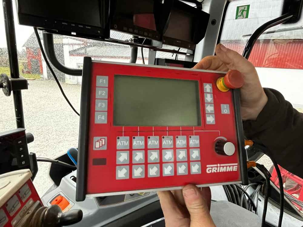 Grimme SE 75-55-UB - Kombajn: slika 2 Grimme SE 75-55-UB - Kombajn: slika 2