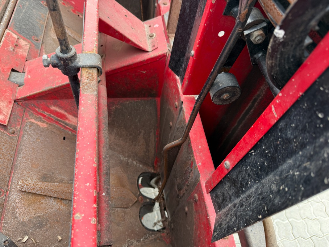 JUKO 480-S - Kombajn: slika 4 JUKO 480-S - Kombajn: slika 4