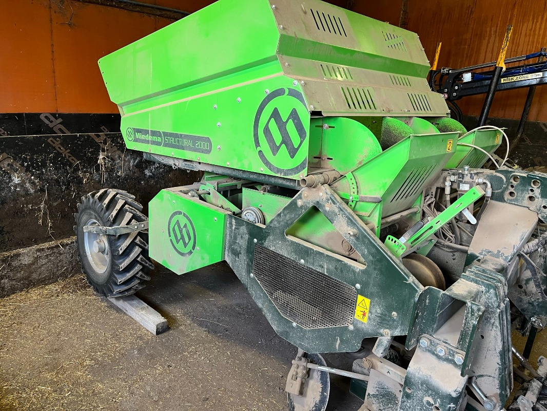Miedema Miedema Structural 2000 - Kombajn: slika 1 Miedema Miedema Structural 2000 - Kombajn: slika 1