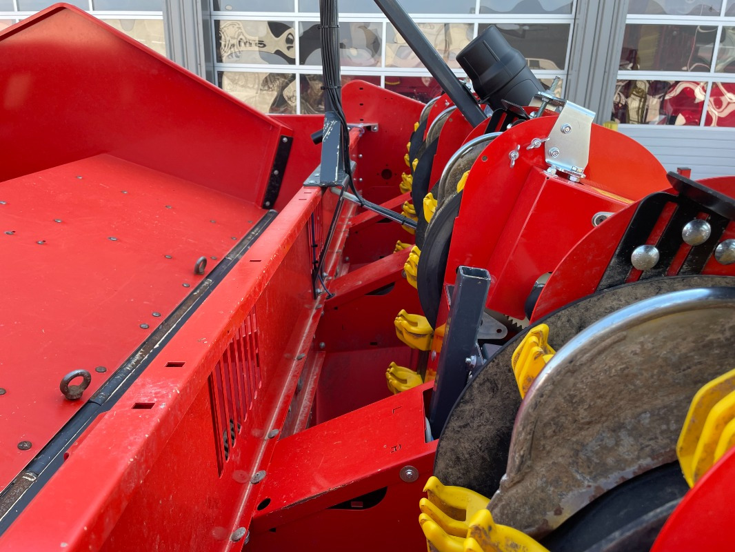 Dewulf CP 42 Trailed   SC Compact - Kombajn: slika 4 Dewulf CP 42 Trailed   SC Compact - Kombajn: slika 4