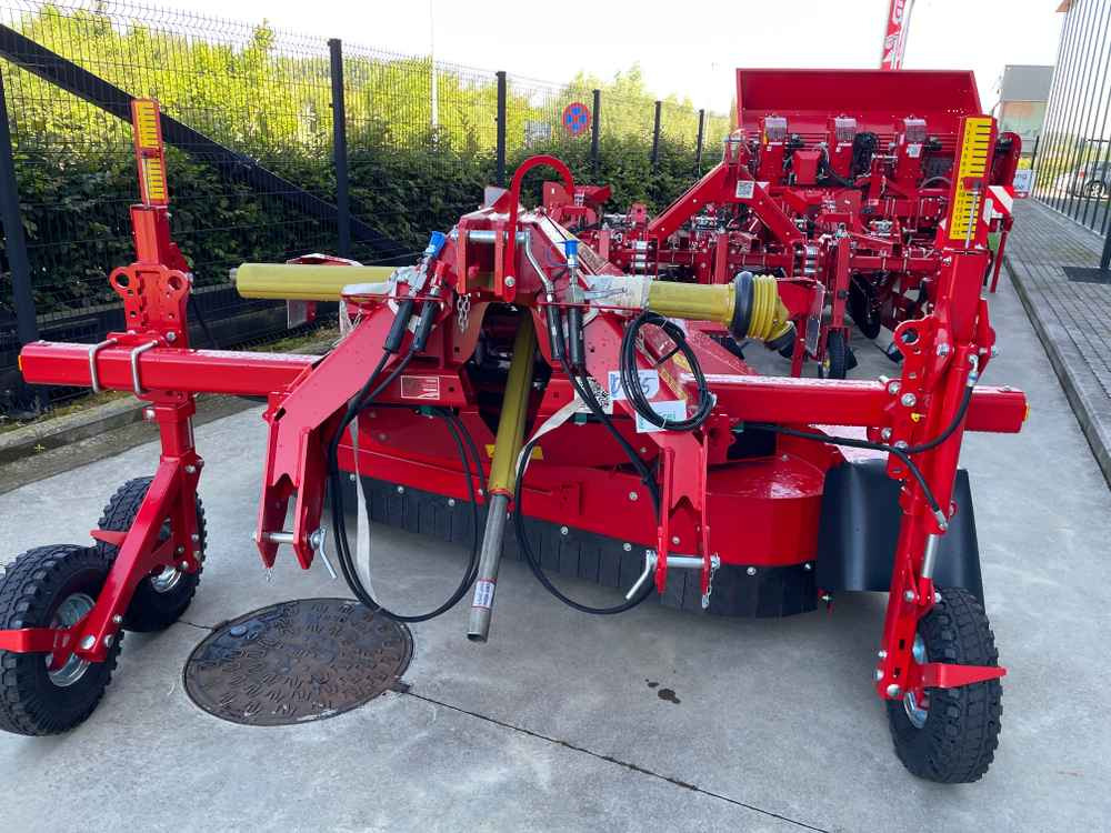 Grimme VT 220F - Kombajn za grožđe: slika 4 Grimme VT 220F - Kombajn za grožđe: slika 4