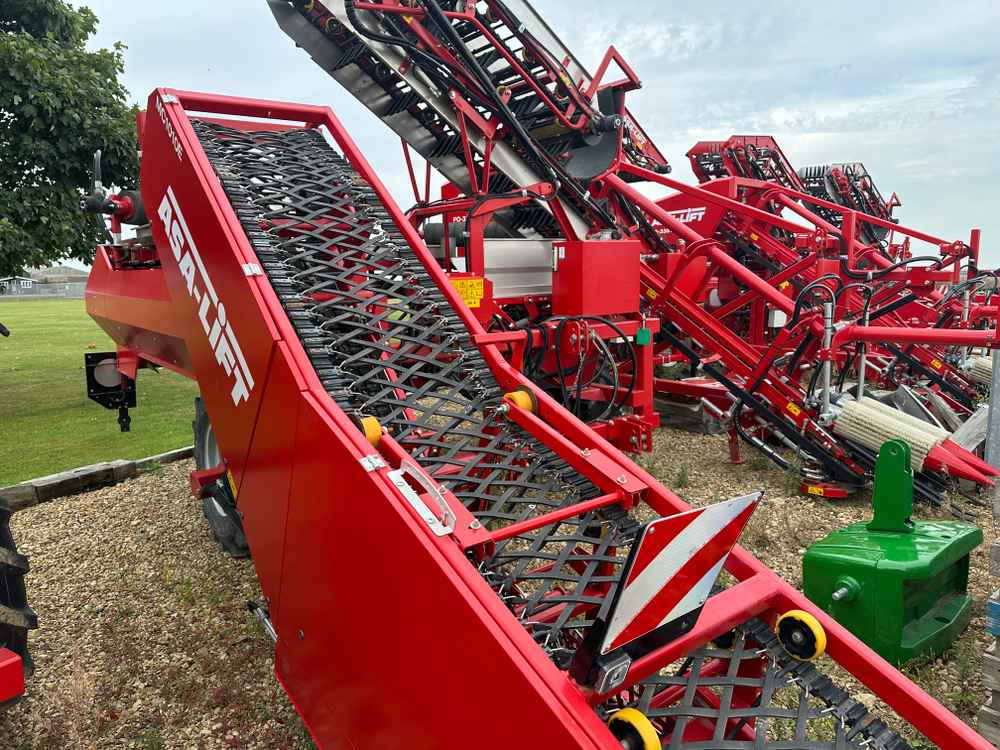 ASA-Lift MC1010E - Kombajn za grožđe: slika 1 ASA-Lift MC1010E - Kombajn za grožđe: slika 1