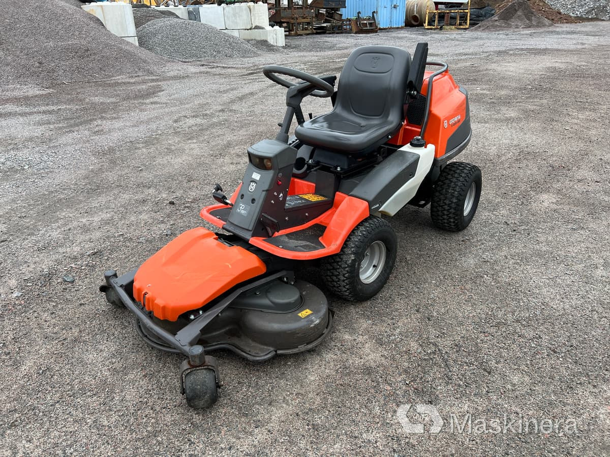 Åkgräsklippare Husqvarna R422 Ts AWD - Baštenska kosačica: slika 1 Åkgräsklippare Husqvarna R422 Ts AWD - Baštenska kosačica: slika 1