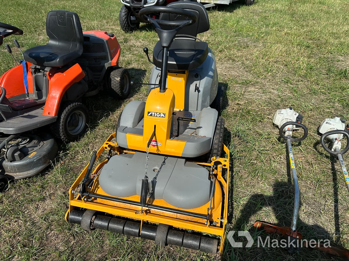 Åkgräsklippare Stiga Ready V301 - Baštenska kosačica: slika 2 Åkgräsklippare Stiga Ready V301 - Baštenska kosačica: slika 2
