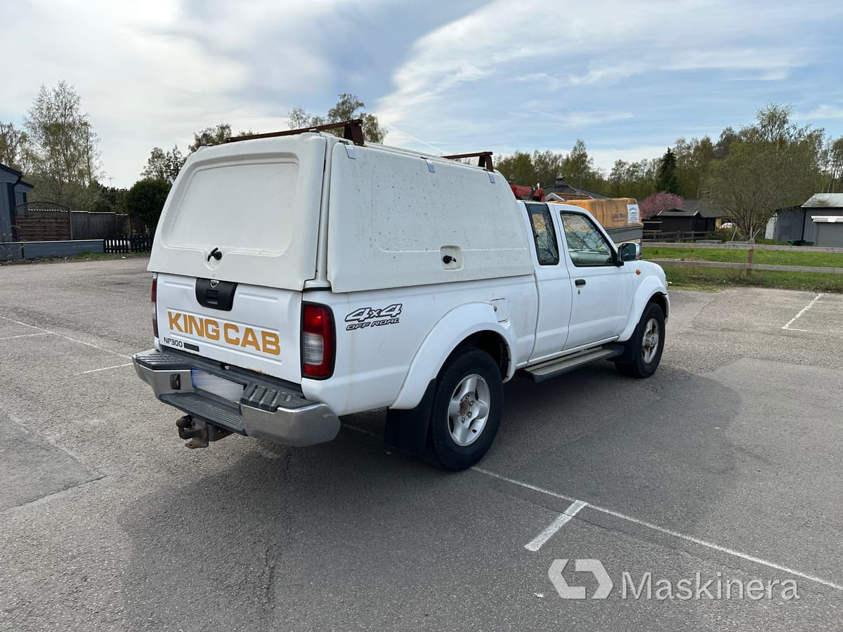 Arbetsbil Nissan NP300 King Cab 2.5 - Furgon: slika 5 Arbetsbil Nissan NP300 King Cab 2.5 - Furgon: slika 5