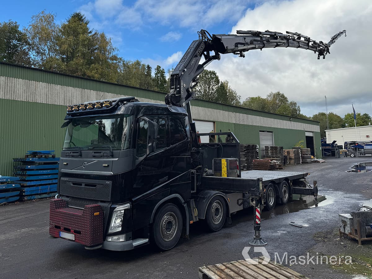Bodbil Volvo FH 82F med Fassi F820 kran & jib - Kamion sa tovarnim sandukom, Kamion sa dizalicom: slika 1 Bodbil Volvo FH 82F med Fassi F820 kran & jib - Kamion sa tovarnim sandukom, Kamion sa dizalicom: slika 1