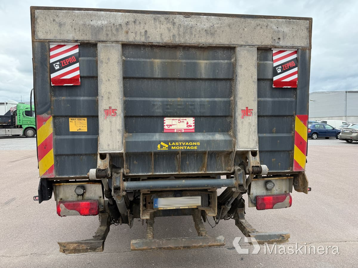 Brädgårdsbil med kran Scania P320 - Kamion sa tovarnim sandukom, Kamion sa dizalicom: slika 4 Brädgårdsbil med kran Scania P320 - Kamion sa tovarnim sandukom, Kamion sa dizalicom: slika 4