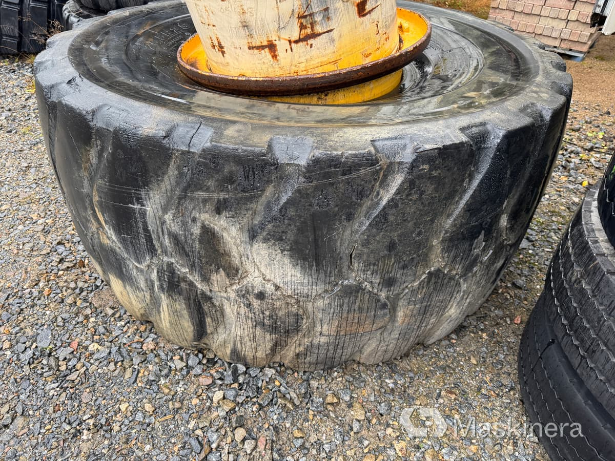 Däck Bridgestone 26.5R25 - Guma za Građevinska mašina: slika 2 Däck Bridgestone 26.5R25 - Guma za Građevinska mašina: slika 2