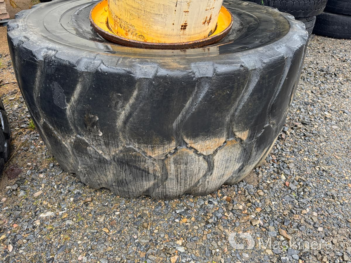Däck Bridgestone 26.5R25 - Guma za Građevinska mašina: slika 1 Däck Bridgestone 26.5R25 - Guma za Građevinska mašina: slika 1