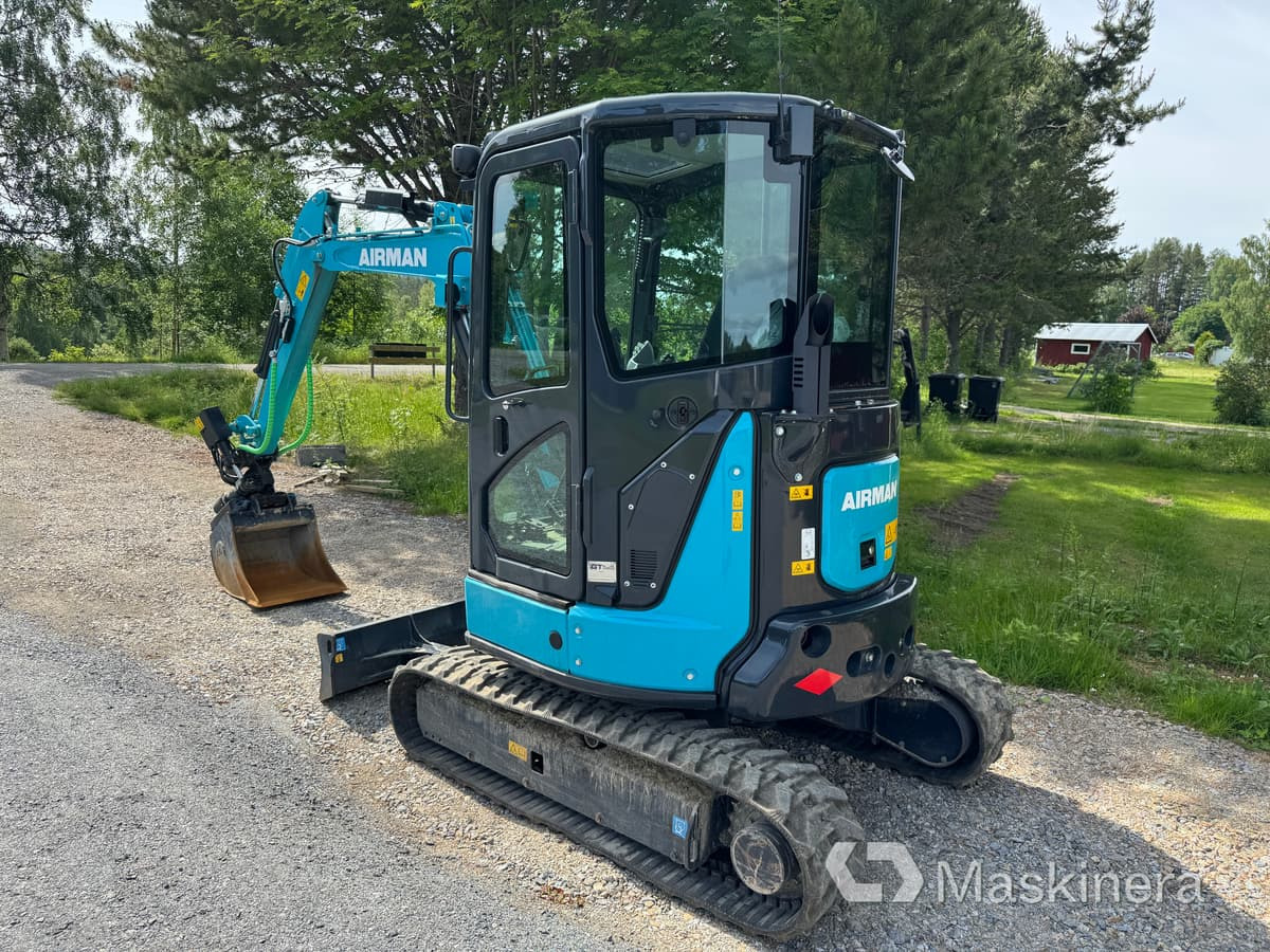 Grävmaskin Airman AX33u-7 med tillbehör - Bager guseničar: slika 3 Grävmaskin Airman AX33u-7 med tillbehör - Bager guseničar: slika 3